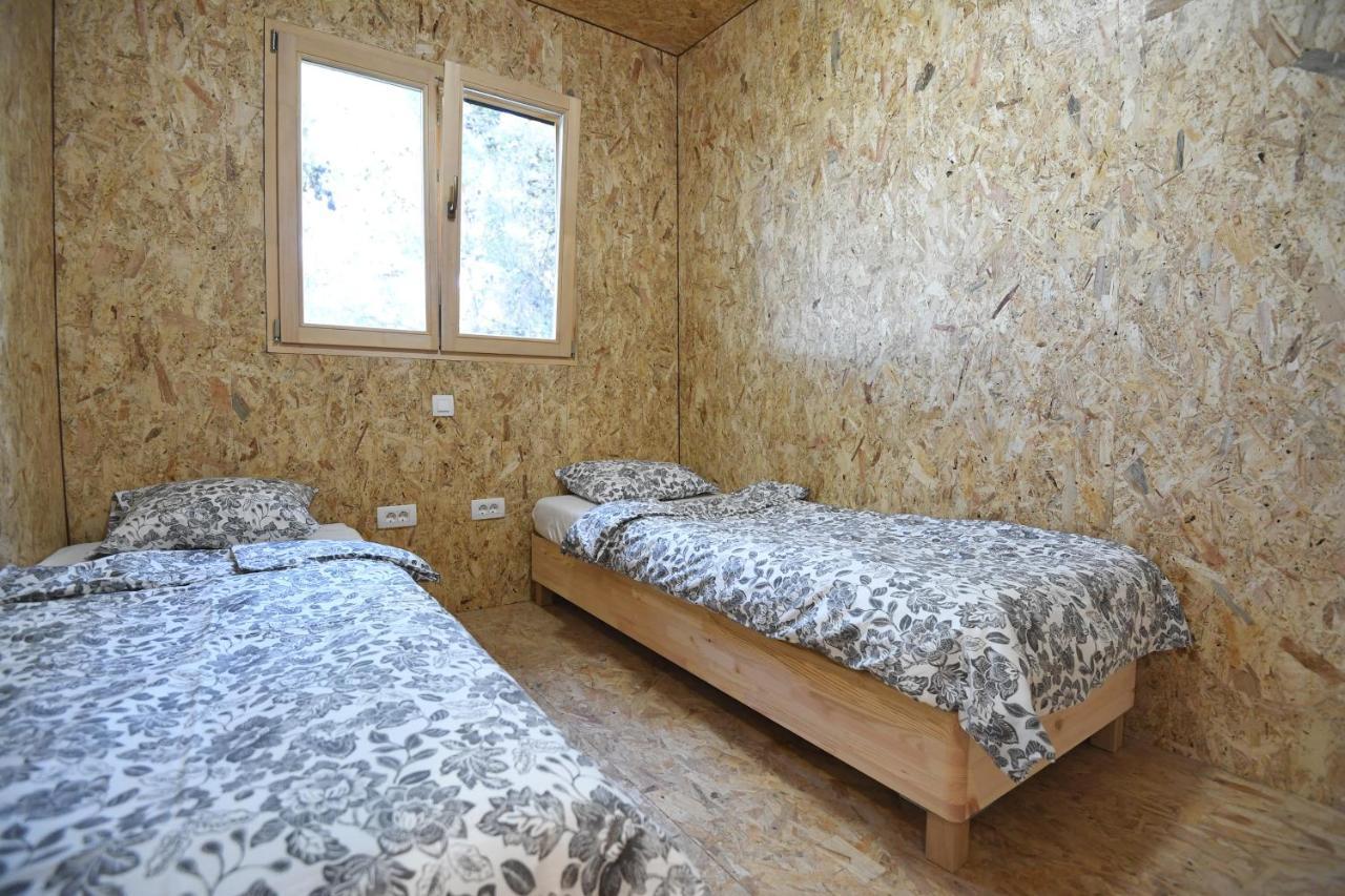 Treehouses Ljubac Glamping Robinson Esterno foto